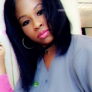 Meet your Posher, Nikki